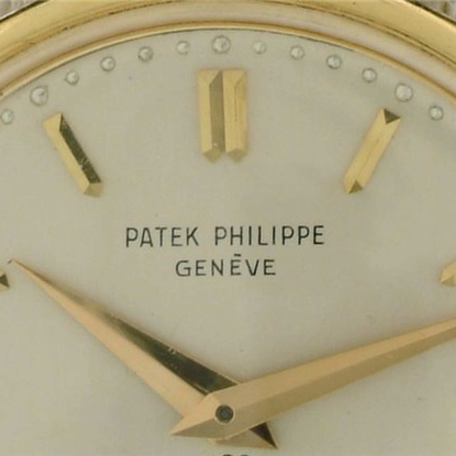 Patek Philippe Calatrava 2494 Gold
